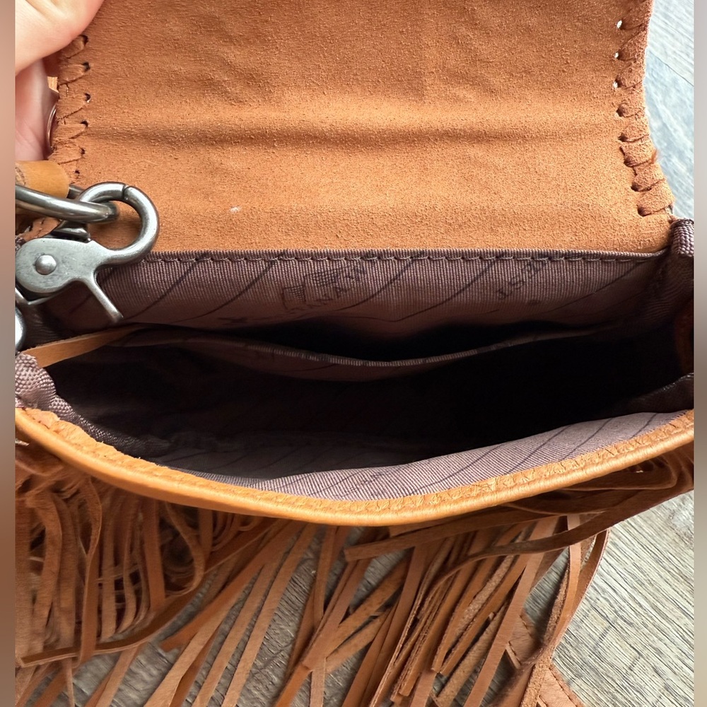 Montana West Cowhide & Fringe Crossbody Bag - Picture 3 of 5